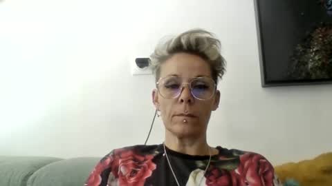 sucrette5629 online show from 05-02-26, 04:01