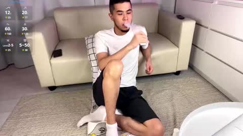 Emmy online show from 12-11-24, 12:44