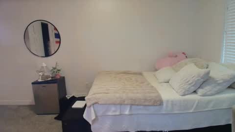 Snapshot of suerrab3304 chatting on 11-11-25, 11:49 suerrab3304 online show from 11-11-25, 11:49