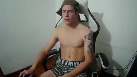 suez666 online show from 11-19-25, 03:39