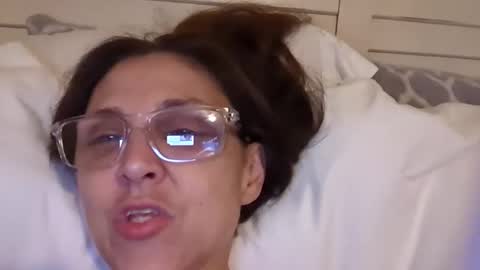 suga2023 online show from 12-20-25, 09:27