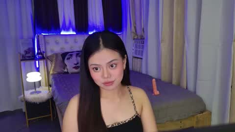 Snapshot of sugar_pinay18x chatting on 11-18-25, 08:57 sugar_pinay18x online show from 11-18-25, 08:57