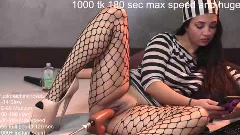 sugar_skin online show from 10-17-25, 09:01