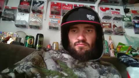 Snapshot of sugarbush696 chatting on 10-17-25, 06:43 Sugarbush696 online show from 10-17-25, 06:43