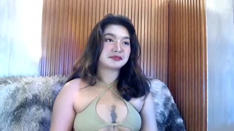 Snapshot of sugarcaramel chatting on 12-20-24, 10:43 Sugar online show from 12-20-24, 10:43