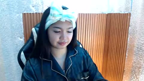 Snapshot of sugarcaramel chatting on 01-10-25, 05:34 Sugar online show from 01-10-25, 05:34