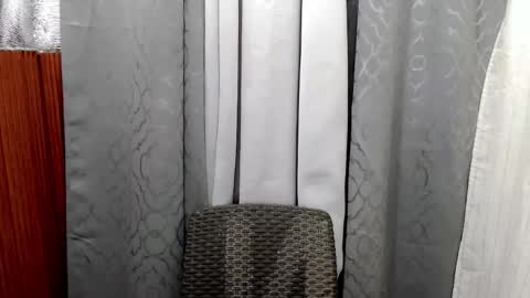 Snapshot of sugarcaramel chatting on 09-17-25, 06:31 Sugar online show from 09-17-25, 06:31