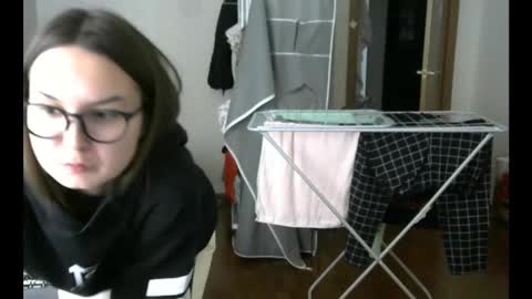 Snapshot of sugarrbell chatting on 09-28-25, 05:18 Bell online show from 09-28-25, 05:18