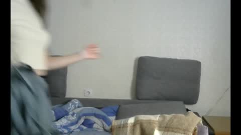 Snapshot of sugarrbell chatting on 10-18-25, 05:35 Bell online show from 10-18-25, 05:35