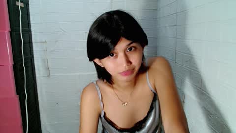 Sugar online show from 12-20-25, 03:08