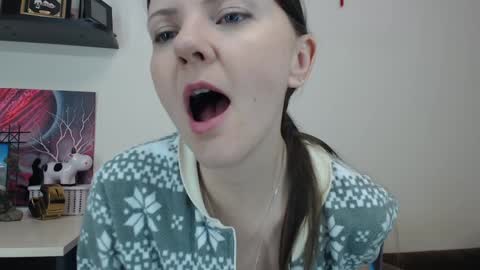 SugarTati online show from 12-20-24, 07:50