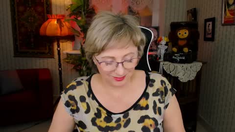 Vivien online show from 12-12-24, 04:21