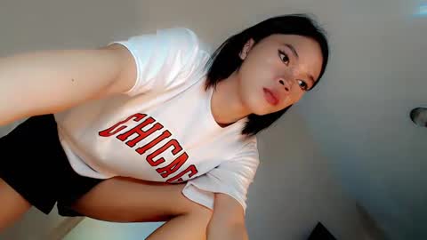 LoveSugar online show from 01-26-25, 05:44