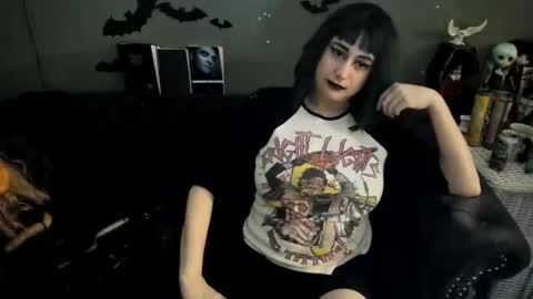 Sugary online show from 10-16-25, 05:47