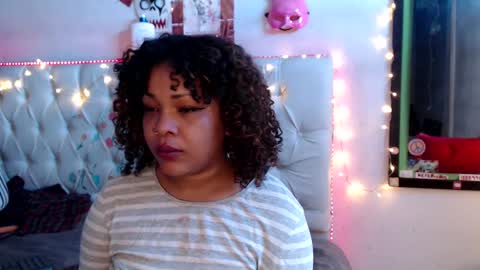 Snapshot of suggabrown_ chatting on 01-23-25, 03:01 suggabrown_ online show from 01-23-25, 03:01