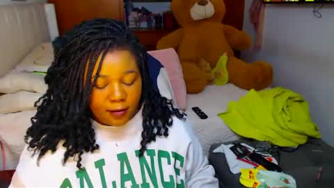 Snapshot of suggarbaby1 chatting on 12-25-24, 10:37 Cami Back in 2 hours online show from 12-25-24, 10:37