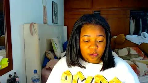 Snapshot of suggarbaby1 chatting on 09-17-25, 04:25 Cami Back in 2 hours online show from 09-17-25, 04:25