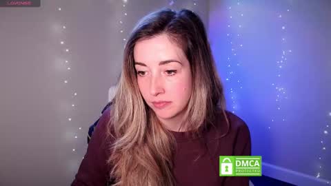 Mia online show from 11-12-25, 05:24