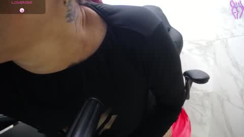 Snapshot of suhana_mature chatting on 02-06-26, 01:14 suhana online show from 02-06-26, 01:14