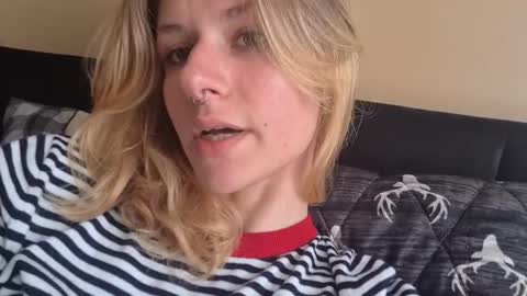 Ophelia online show from 10-29-25, 08:43