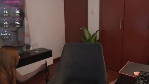 Snapshot of suki_3 chatting on 05-29-26, 04:05 Suki online show from 05-29-26, 04:05