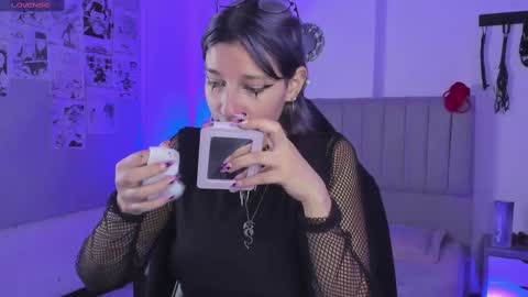    online show from 03-07-25, 12:12