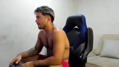 sukuna_hara online show from 10-04-25, 02:09