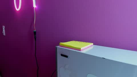 Snapshot of sulmatevans_ chatting on 11-25-25, 06:08 Diana online show from 11-25-25, 06:08