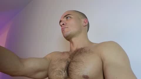 sultryandrewww online show from 11-08-25, 08:51