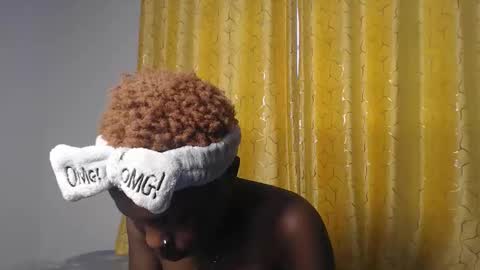 Snapshot of sulwe_ chatting on 11-30-25, 11:58 sulwe_ online show from 11-30-25, 11:58