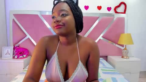 Hot ebony online show from 10-24-25, 09:22