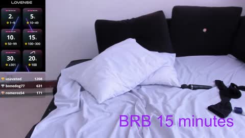 Snapshot of sumeragi_cat chatting on 12-12-24, 07:04 Nicolle online show from 12-12-24, 07:04