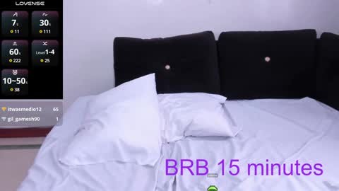 Snapshot of sumeragi_cat chatting on 01-09-25, 07:18 Nicolle online show from 01-09-25, 07:18