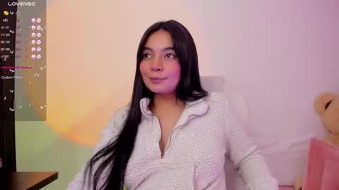 Snapshot of sumersunsett chatting on 03-10-25, 06:59 sumersunsett online show from 03-10-25, 06:59