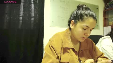 Snapshot of summer_girls01 chatting on 02-17-25, 10:03 summer_girls01 online show from 02-17-25, 10:03