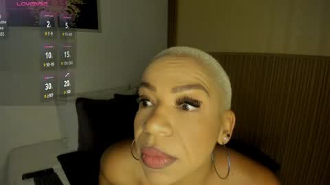 Snapshot of summer_night_ chatting on 06-02-26, 11:45 Summer online show from 06-02-26, 11:45