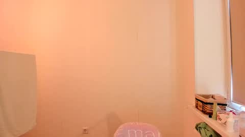 Summer Preston online show from 02-21-25, 01:00