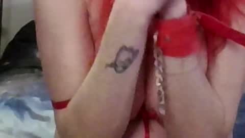 Snapshot of summerainzpuddles chatting on 03-07-25, 07:52 Summer Rainz online show from 03-07-25, 07:52