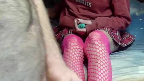 Snapshot of summerainzpuddles chatting on 03-09-25, 05:11 Summer Rainz online show from 03-09-25, 05:11