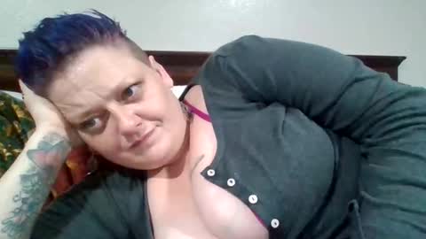 Summer Divine online show from 11-17-25, 10:32