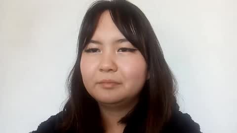 Mia online show from 03-21-26, 08:30