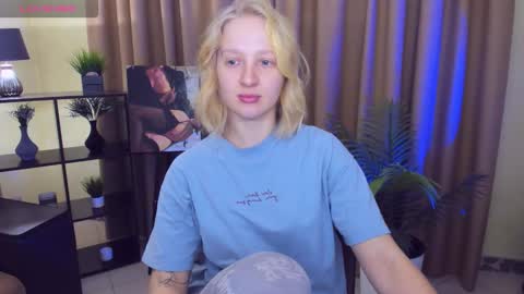 Snapshot of summerjem chatting on 12-03-25, 09:29 summerjem online show from 12-03-25, 09:29