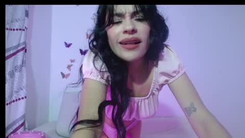 Snapshot of summerpurple chatting on 10-23-25, 03:17 SUMMER online show from 10-23-25, 03:17