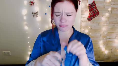 Snapshot of sun_lovely chatting on 12-20-24, 11:05 Alexi online show from 12-20-24, 11:05