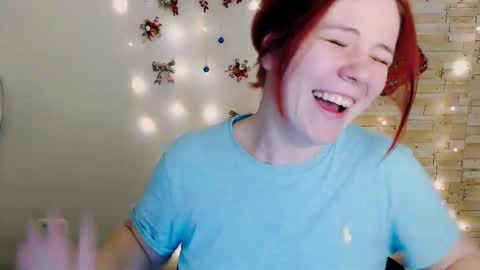 Snapshot of sun_lovely chatting on 12-26-24, 05:15 Alexi online show from 12-26-24, 05:15