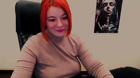 Snapshot of sun_lovely chatting on 03-08-25, 10:02 Alexi online show from 03-08-25, 10:02