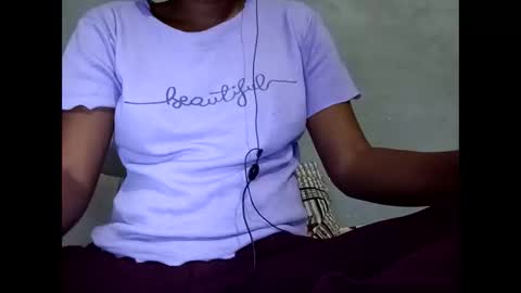 Snapshot of sunali_jain03 chatting on 03-08-26, 06:01 sunali_jain03 online show from 03-08-26, 06:01