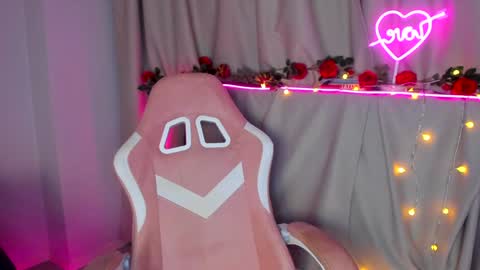 Elen online show from 01-13-25, 08:15