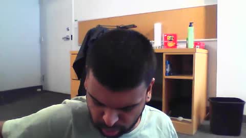 Snapshot of sundoog chatting on 01-15-26, 04:44 Sundoog online show from 01-15-26, 04:44