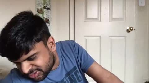 Snapshot of sundoog chatting on 05-15-26, 06:37 Sundoog online show from 05-15-26, 06:37